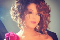 صورة لسميرة سعيد تباع بـ 12500 دولار