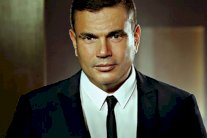 عمرو دياب يكشف عن إصابة بقدمه في استاد الهوكي