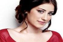 هازال كايا تنجذب إلى الإعلانات على حساب الدراما 