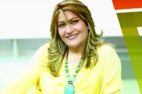 آسيا كمال: تبحث عن ابنها الميت بسبب حلم