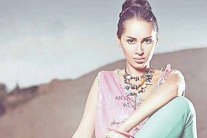 ياسمين رئيس تبدأ بتصوير