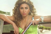 جبهة الإبداع تدين رفض نقابة الممثلين منح دينا الشربيني تصريحاً بالعمل