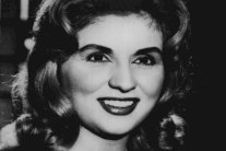 القومي للسينما يهدي دورته لروح الشحرورة صباح