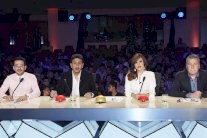 أحمد حلمي يستخدم البزر الذهبي ونجوى كرم تحضر متأخرة 