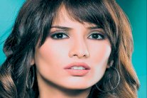 زينة تخضع وطفليها لتحليل الـDNA وعزّ يغيب معترضاً