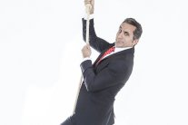 باسم يوسف يسخر من الإعلاميين والمطبلين للسيسي