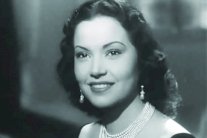 مديحة يسري تنقل الى المستشفى