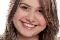 سلمى صباحي تهاجم عمرو مصطفى وهو يترفع عن الرد