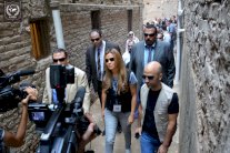  كارول سماحة دشنت حملة لتطوير العشوائيات في مصر	