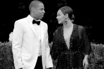 والدة بيونسي تٌكذِّب شائعات إنفصالها عن جاي زي