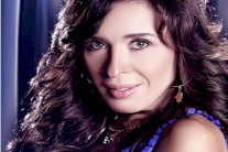 دينا تترأس لجنة تحكيم برنامج 