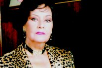 مديحة يسري لإيلاف: أنا بخير وعلي أن أتعايش مع الألم