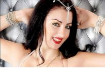 صوفينار تتزوج عرفياً للبقاء في مصر