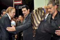 نجوم الفن في عزاء والد ياسر ورامز جلال