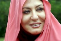 سهير رمزي: خصلات شعري تظهر 