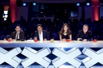 بالون صابون يلف نجوى كرم وعلي جابر يمنح البازر الذهبي