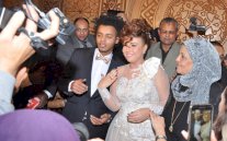 مي كساب تعقد قرانها على أوكا بتسريحةٍ غريبة