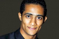 محمد رمضان يغيّر مؤلف