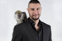 إختفاء أحمد الفيشاوي يربك