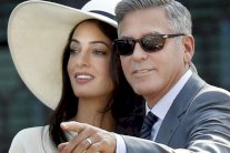 شائعات عن حمل أمل كلوني