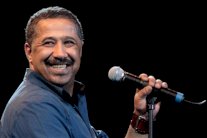 ثلاثي نسائي بخطر والشاب خالد ضيف ستار أكاديمي