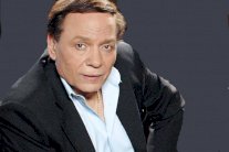 عادل إمام يصوّر 