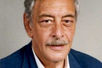 جميل راتب ينفي شائعة وفاته وخالد الصاوي يعتذر