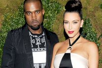 كيم كارداشيان وكاني ويست مع 