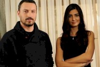 توبا بيوكستون تترك زوجها هرباً من الصحافيين