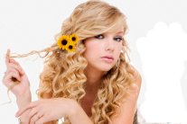 تايلور سويفت عرّابة طفل 