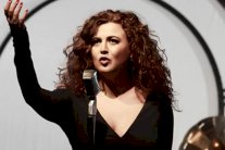 إيفون الهاشم أطلقت ألبومها الأول