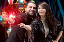 جاد شويري وبوسي يغنيان 