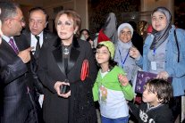 ياسمين عبد العزيز تخطف الأنظار في مهرجان سينما الطفل