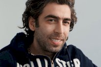 سعيد الماروق يتابع علاجه من السرطان في ألمانيا