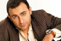 السقا ينفعل في كواليس 