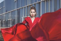 آمال ماهر تطرح ألبومها المؤجل 