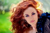 مريم أوزيرلي ترجو الصحفيين عدم تصوير ابنتها 