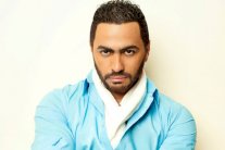 تامر حسني وروتانا يتابعان أزمة 