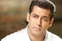 الحكم بالسجن 5 سنوات على النجم الهندي سلمان خان