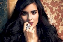 توبا بيوكستون تُنهي شراكتها مع والدها بسبب التمثيل