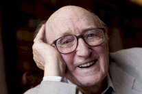 وفاة الممثل البريطاني 