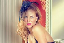 شيرين رضا: انتظروا مفاجات 