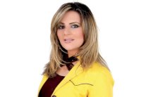 رانيا محمود ياسين تودع crt