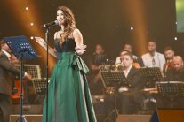 ديانا حداد تتنقل بين ألوان الغناء في 