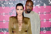 رواد التواصل الإجتماعي يسخرون من كيم كارداشيان