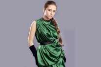 نيللي كريم تعتذر عن 