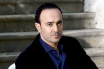 صابر الرباعي يعود للون الخليجي بـ