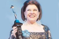 شويكار تعتذر عن تسلم تكريمها من القومي للسينما