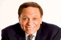 عادل إمام ينفي ما نسب إليه من إساءات للسعودية