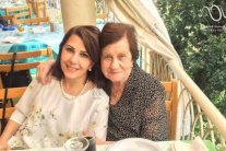 ماجدة الرومي تودع والدتها إلى مثواها الأخير